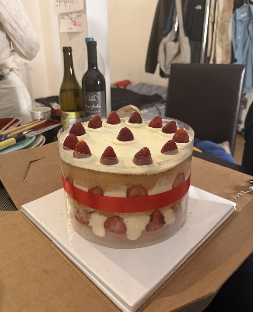 誕生日ケーキ